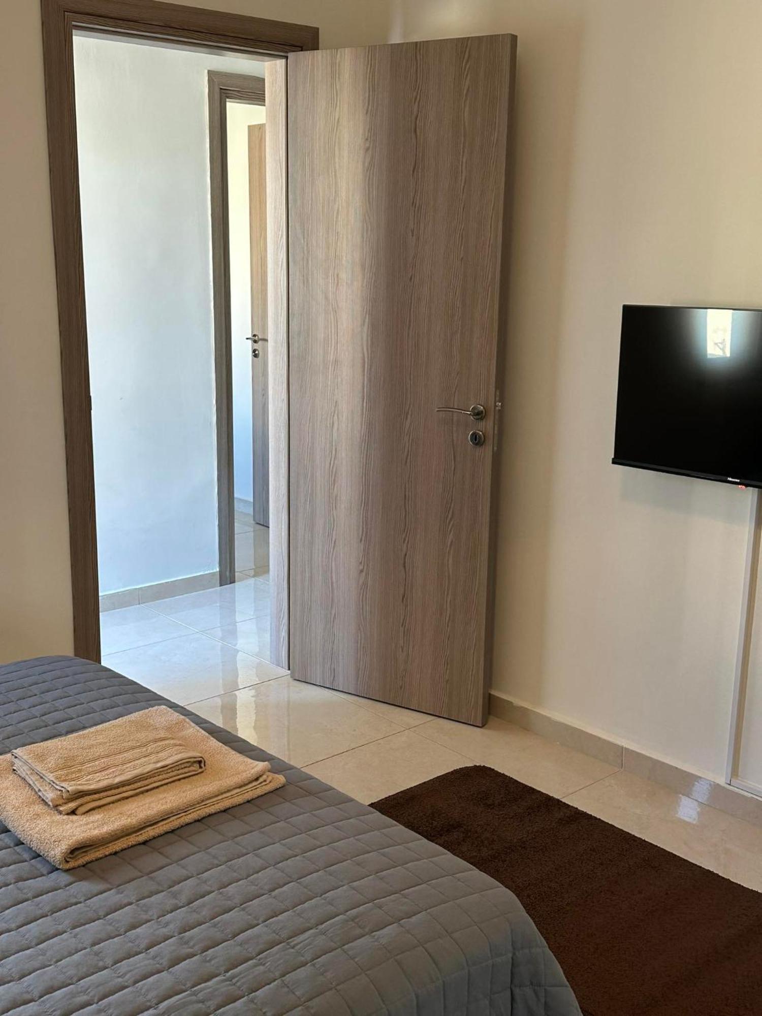 Chariandry Residence, Limassol City Centre Екстериор снимка